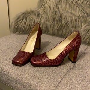 Vintage IMAGES made in Spain, leather heels size 6